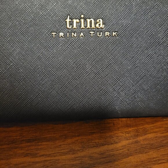 NWT Trina Turk 3/4 Flap Envelope Clutch w/ inside zipper- Black - Picture 2 of 9